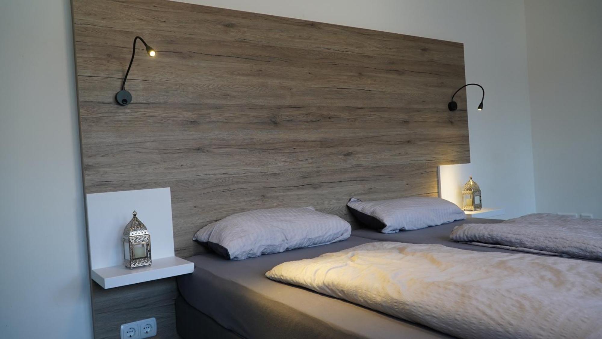 Mk Hostel Oyten - Free Wifi & Parking - 24H Check-In Екстер'єр фото